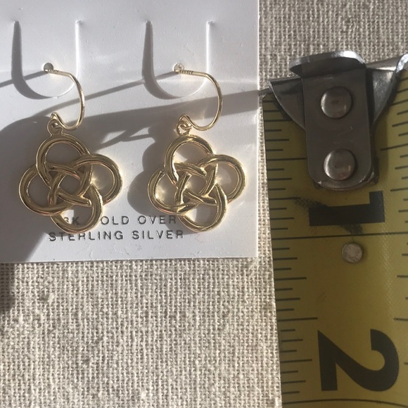 14kGold over sterling silver Celtic knot earrings - Picture 3 of 3